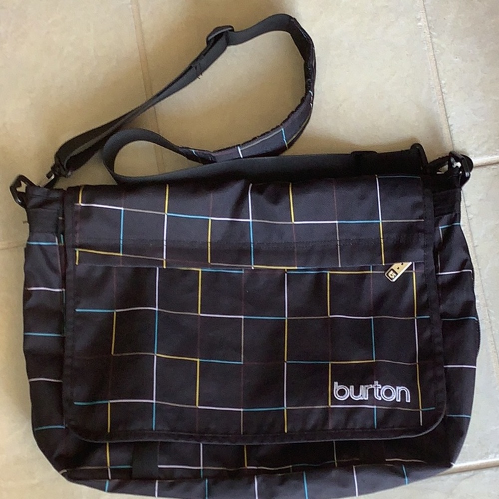 Burton Crossbody / Shoulder Messenger Bag